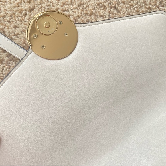 Michael Kors White Shoulder Bag - Picture 10 of 16